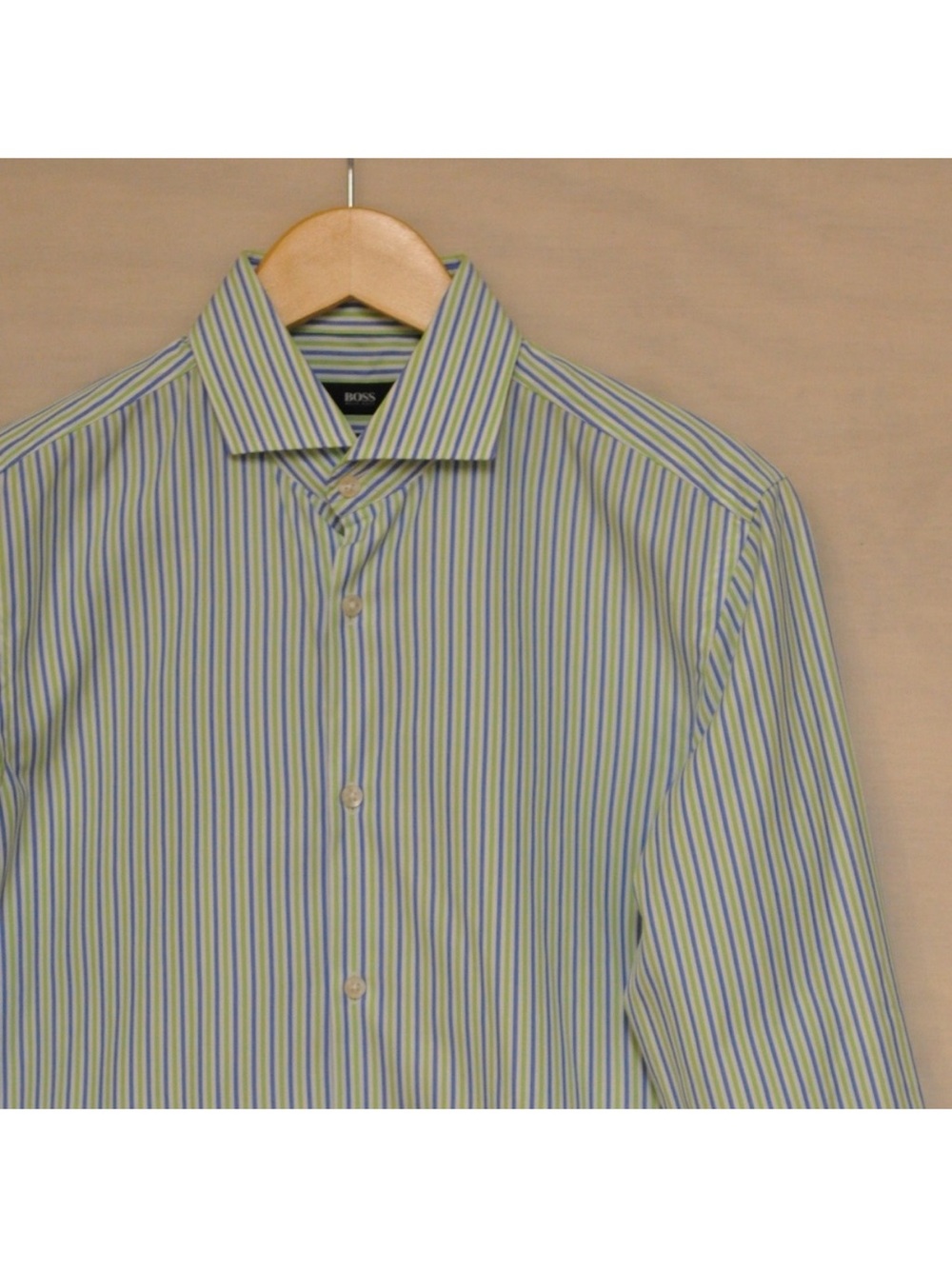 Hugo Boss Button Down Slim Fit 15